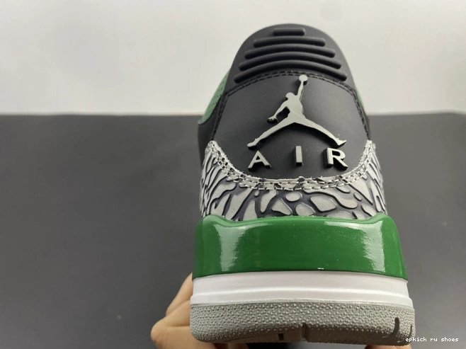 Rep CT8532-030 3 Jordan Air Green Pine 0810